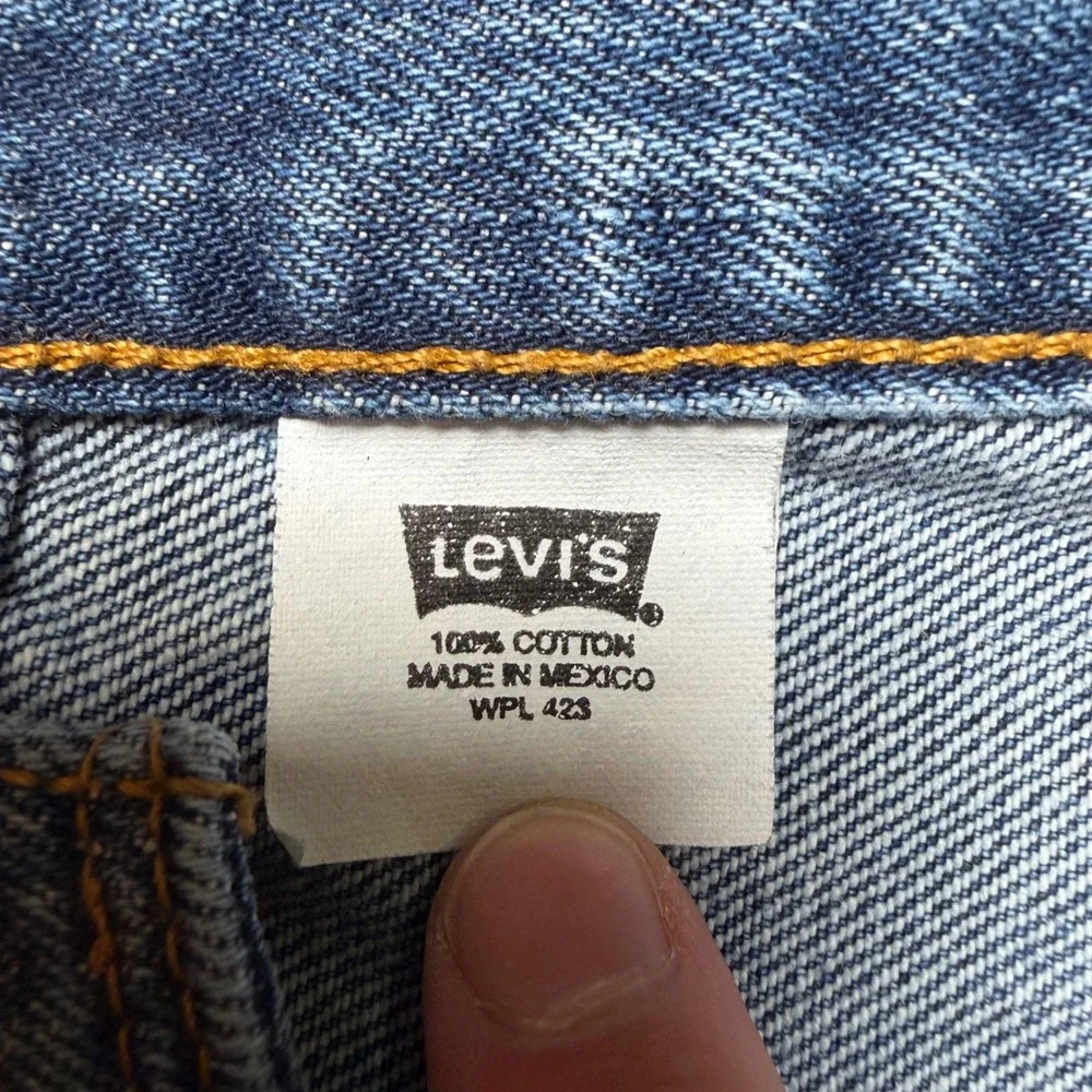 Vintage Levis 501 Original Fit Jeans Mens 34x30 Blue Medium Wash Button Fly Y2K